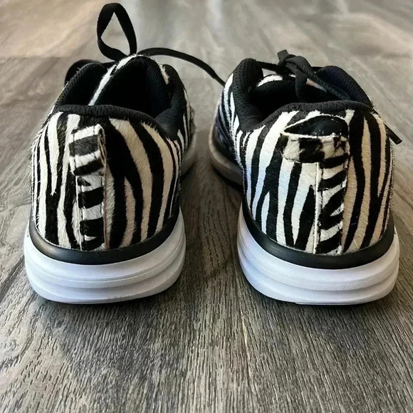 Apl Shoes Athletic Zebra Print Iconic Pro Hair Calf Sneakers Size 9 Womens - Picture 4 of 7